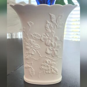 White Porcelain Vase Vintage